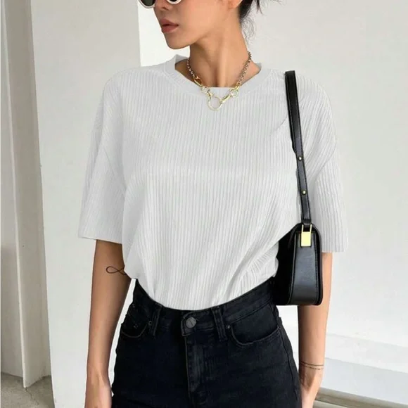 White oversized Ribbed textured tee shirt - Picture 1 of 5